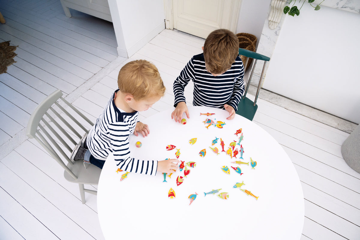 ENCUENTRA UN PEZ, JUEGO DE MESA