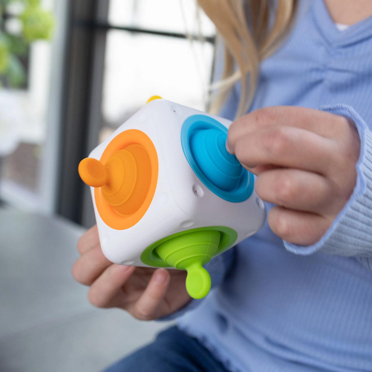 TUGL CUBE, CUBO SENSORIAL Y FIDGET